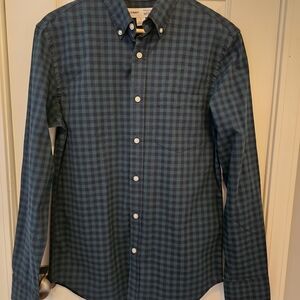 Old Navy Men's Checkered Shirt in Teal and Navy